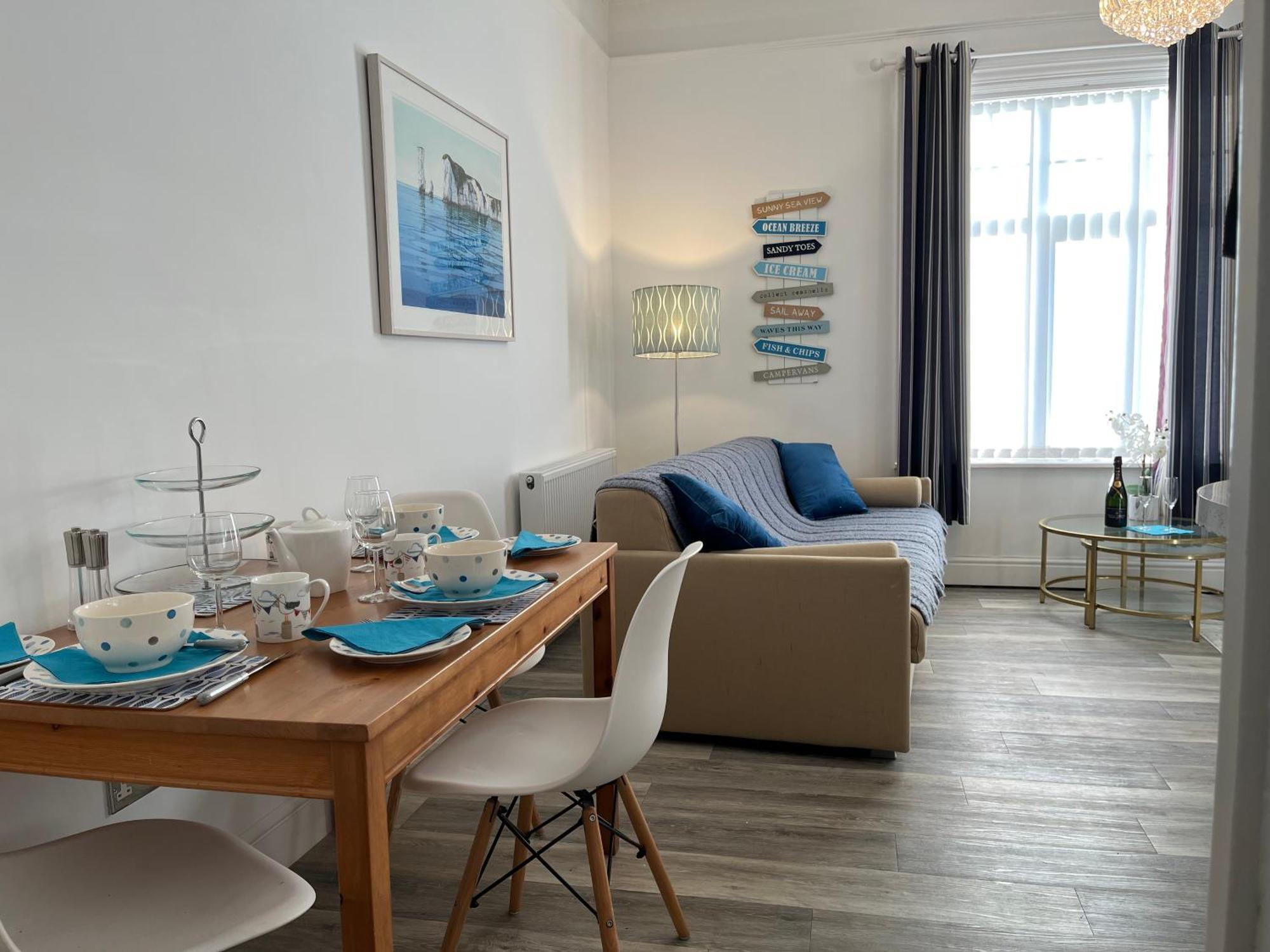 Amberlea Apartment Суонидж Екстериор снимка