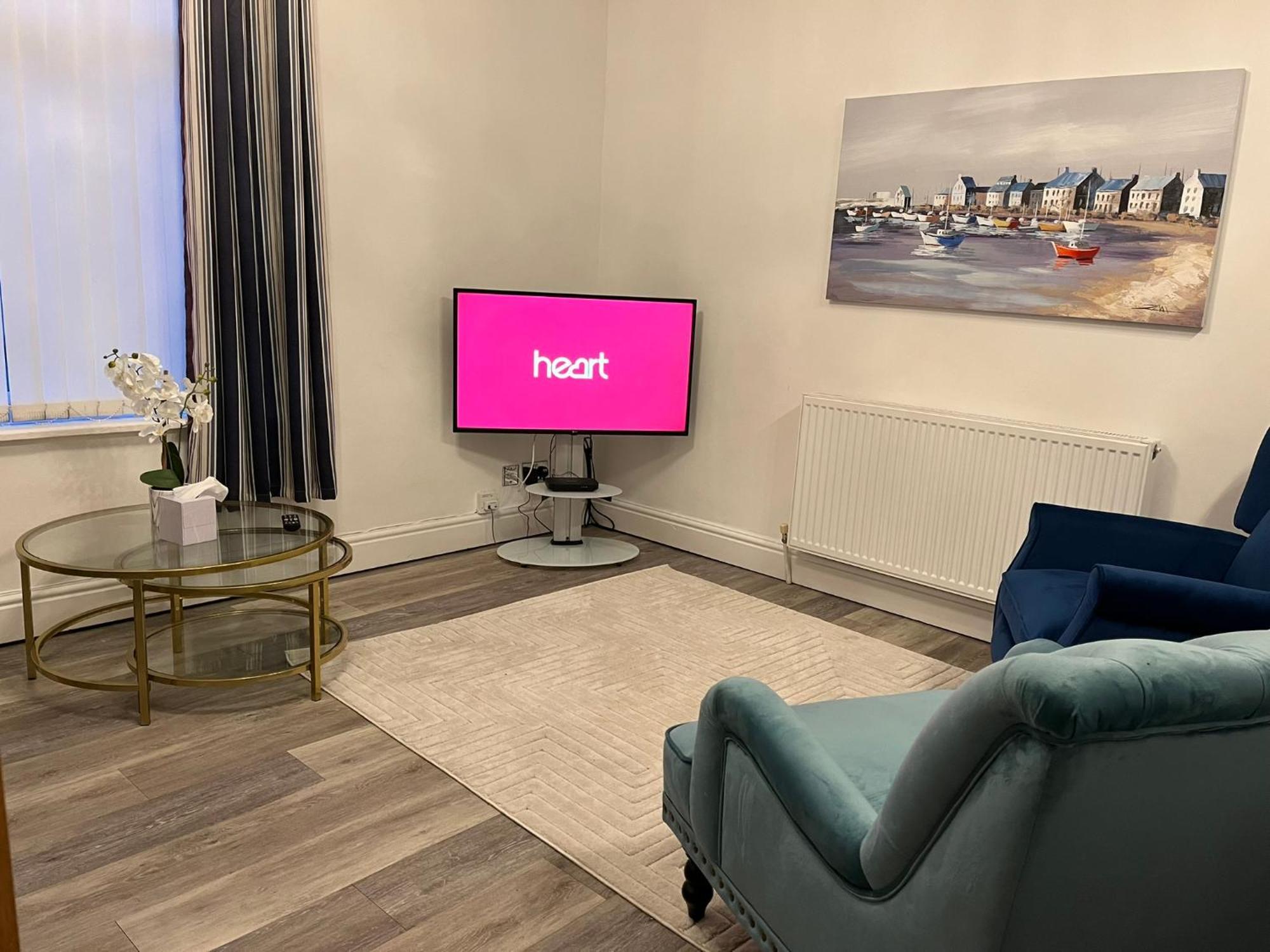 Amberlea Apartment Суонидж Екстериор снимка