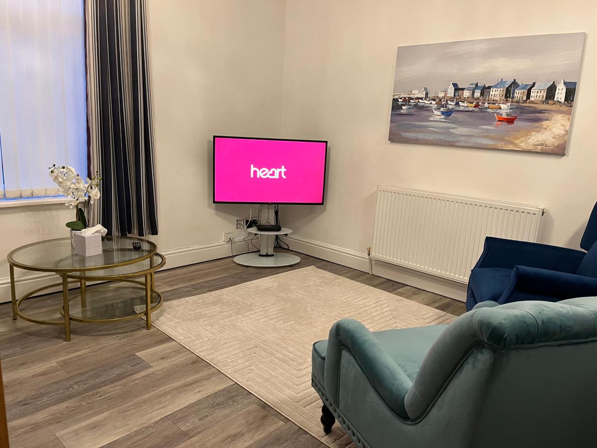 Amberlea Apartment Суонидж Екстериор снимка